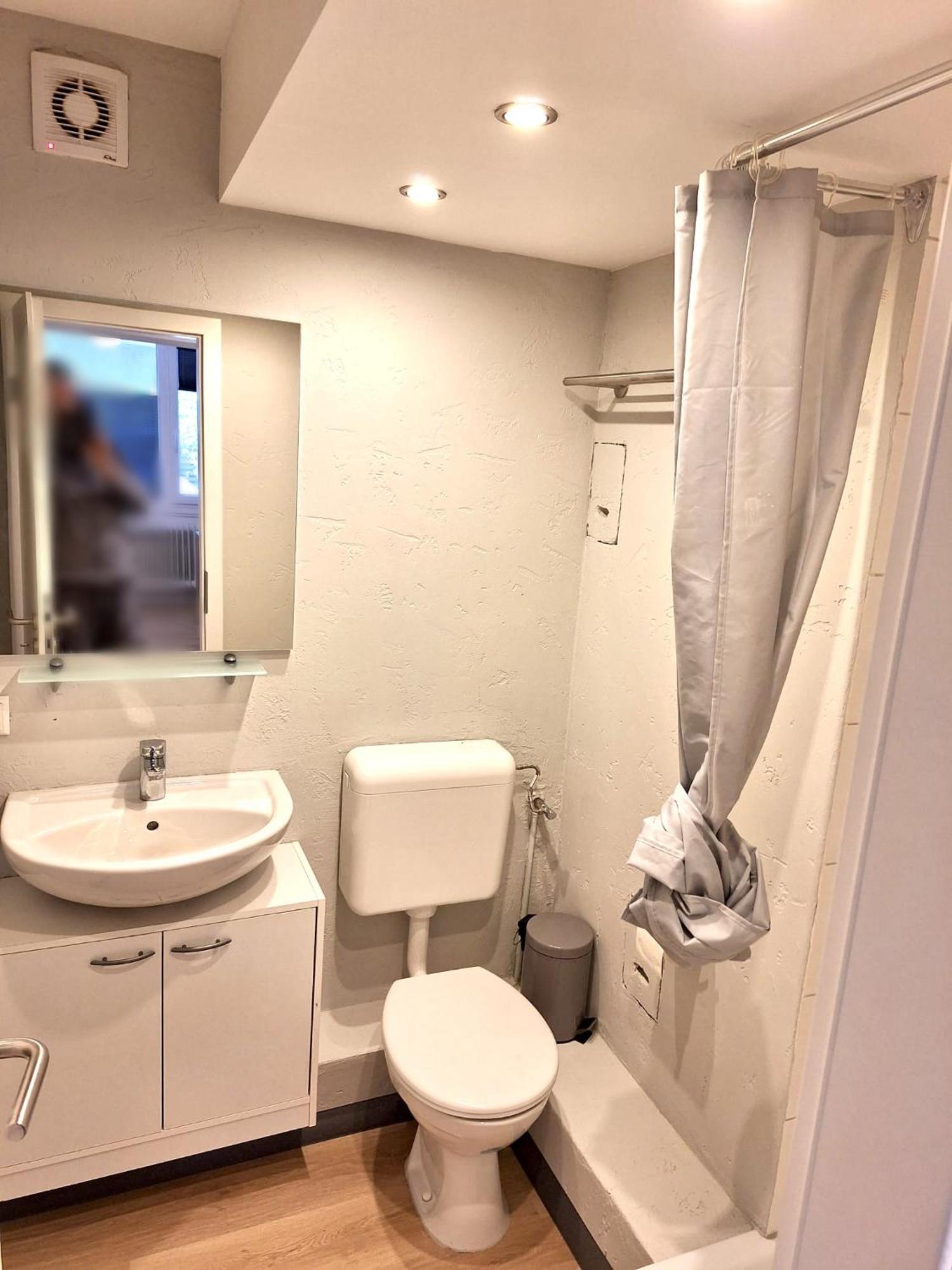 Suesses Kleines Und Zentrales Apartment Fuer Zwei Personen Mitten In Hamburg Exterior photo
